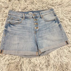 3/$15 Old Navy light wash denim shorts EUC